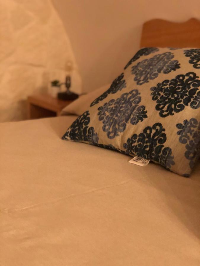 פלאצולו אקריידה Il Galletto Viola, Luxury Room & Suite מראה חיצוני תמונה